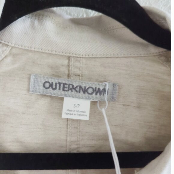 Outerknown Jumpsuit SHORTS Sz SM, Natural Cream, Long Sleeve, Zip up, Pockets! - Picture 4 of 6
